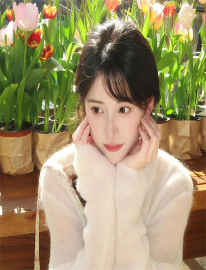 影院同步：白闻名完整剧情传统分析：角色关系与情感线索详细拆解